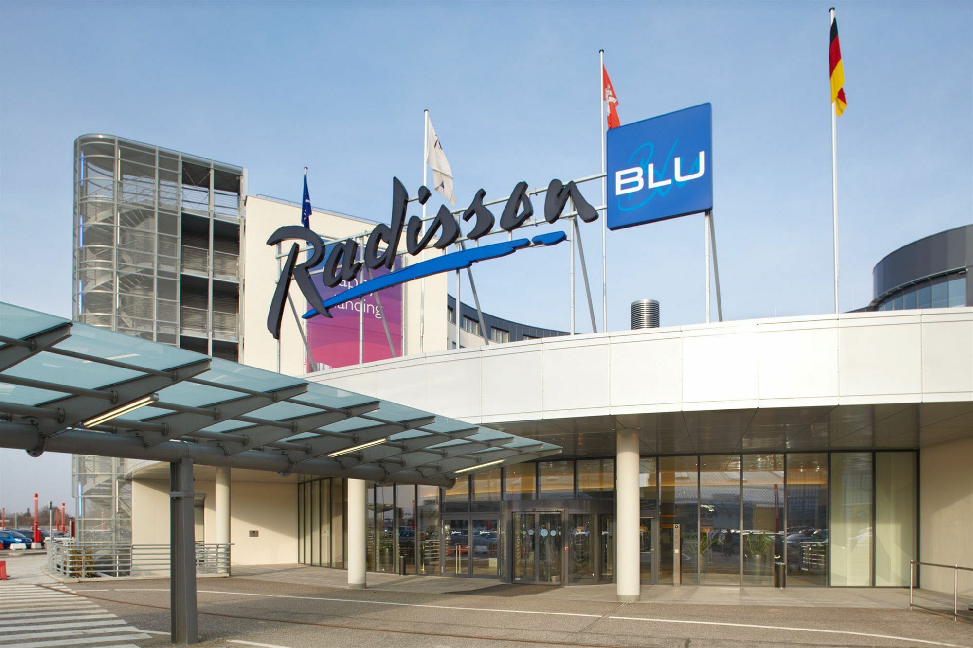 Radisson Blu Hotel, Hamburg Airport Exterior photo